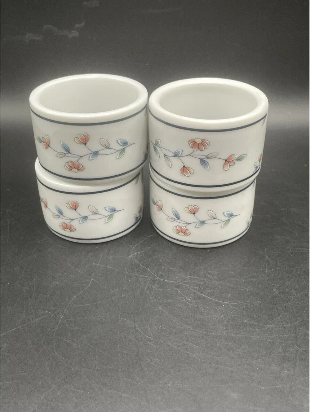 Vtg Princess House Heritage Blossom Group of 4 Napkin Rings Made In Japan